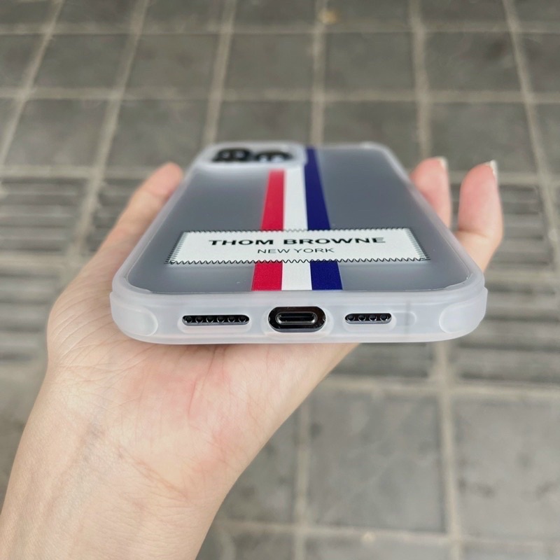 Ốp lưng LikGus nhám Thom Browne cho iPhone 14 ,13, 13 Pro, 13 Pro Max, 12 Pro Max, 11 Pro Max New York chống Vân tay