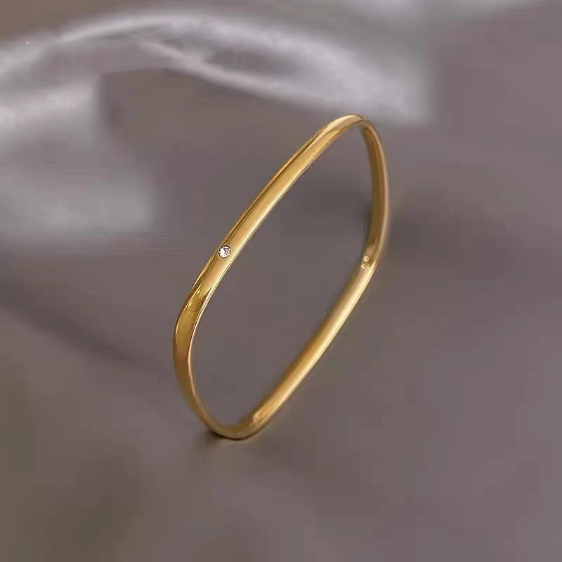 Vòng Tay Thép Titan Mạ Vàng 18k Dát Đá Cao Cấp Phong Cách Âu Mỹ Dễ Phối Đồ