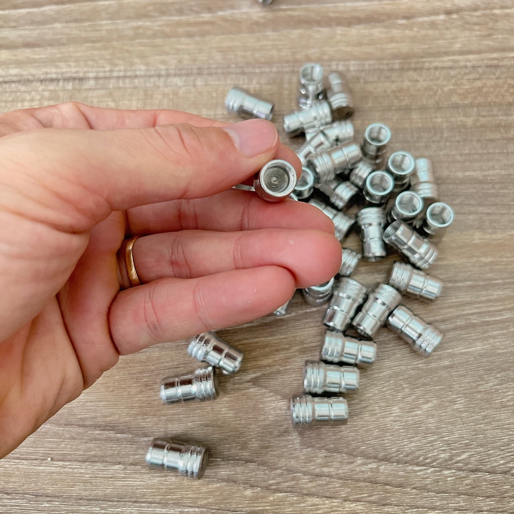 Van Vòi Inox 304 siêu sáng Gắn Được Cho Mọi Loại Xe