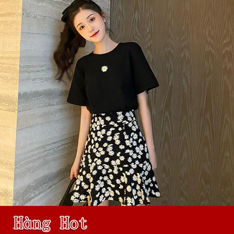 Set Áo Thun Tay Ngắn Hoạ Tiết Hoa Cúc + Chân Váy Ngắn Nữ Tính