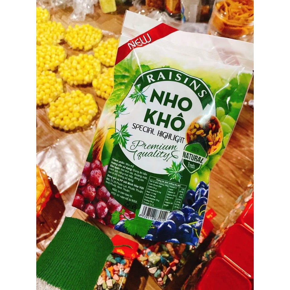 Nho khô raisin gói 250g.