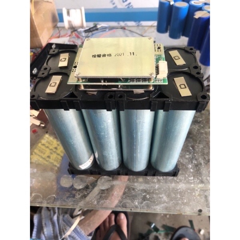 8cell pin 33140 và mạch bảo vệ 50a về tự lắp ráp