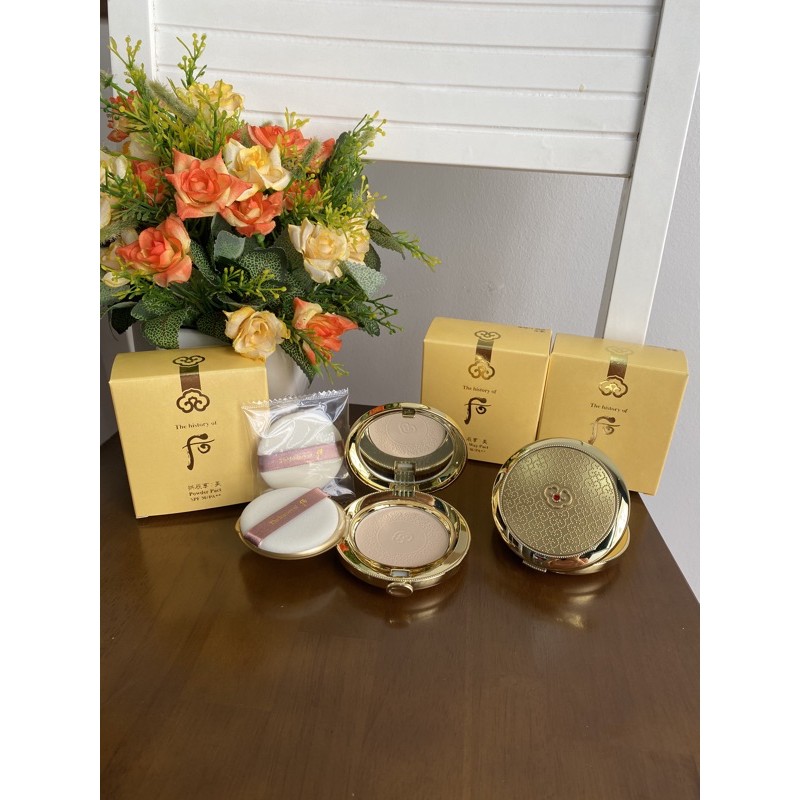 phấn phủ whoo vàng hoàng cung