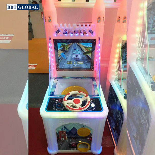 Đồ chơi khu vui chơi máy đua xe BBT Global 6016