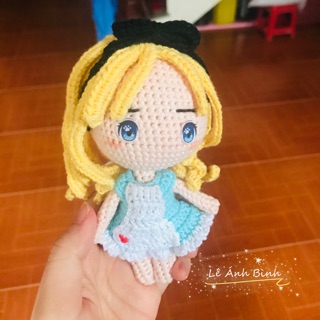 Búp bê Alice ở xứ sở kì diệu