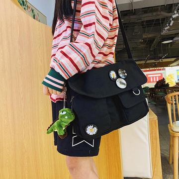 Túi đeo chéo canvas UNISEX to kèm huy hiệu D051