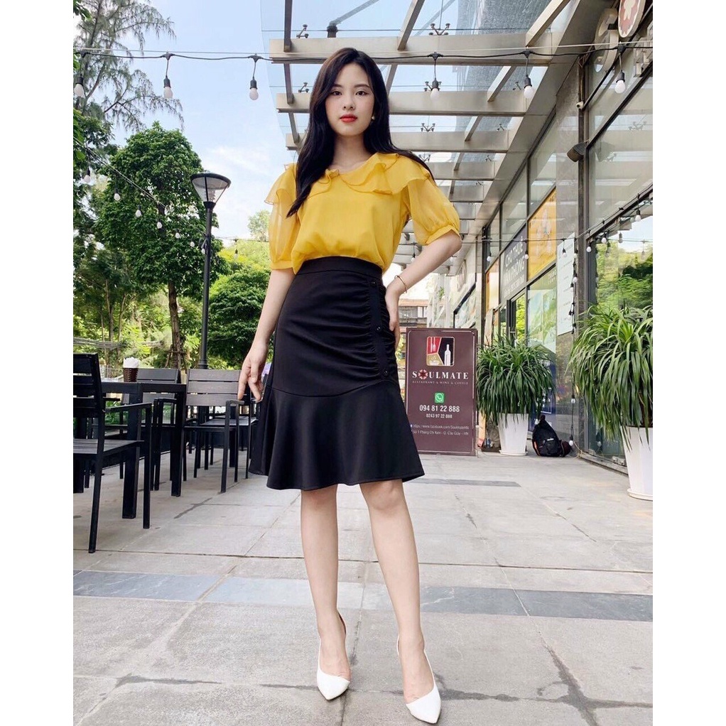 Sét áo cộc vàng cổ thời trang mix với chân váy đuôi cá thân dài siêu xinh dành cho các nàng đi tiệc đi dạo phố