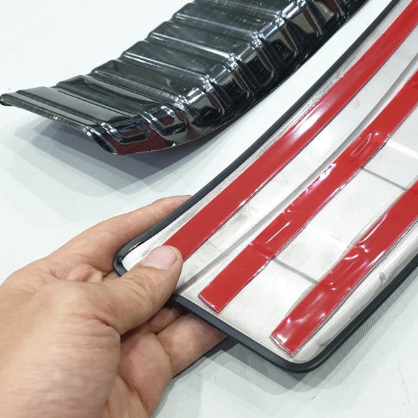 Ốp chống trầy cốp trong, ngoài xe Mazda CX30, CX3 2020 - 2023 titan cao cấp