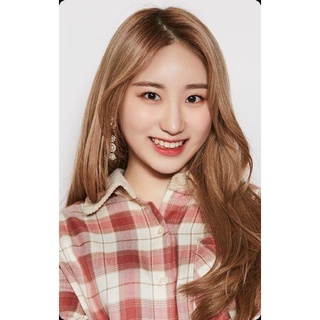 LEE CHAEYEON - Mini 1st Album [HUSH RUSH] (Kit album)