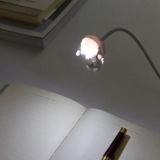 Đèn led mini cắm cổng usb hình phi hành gia