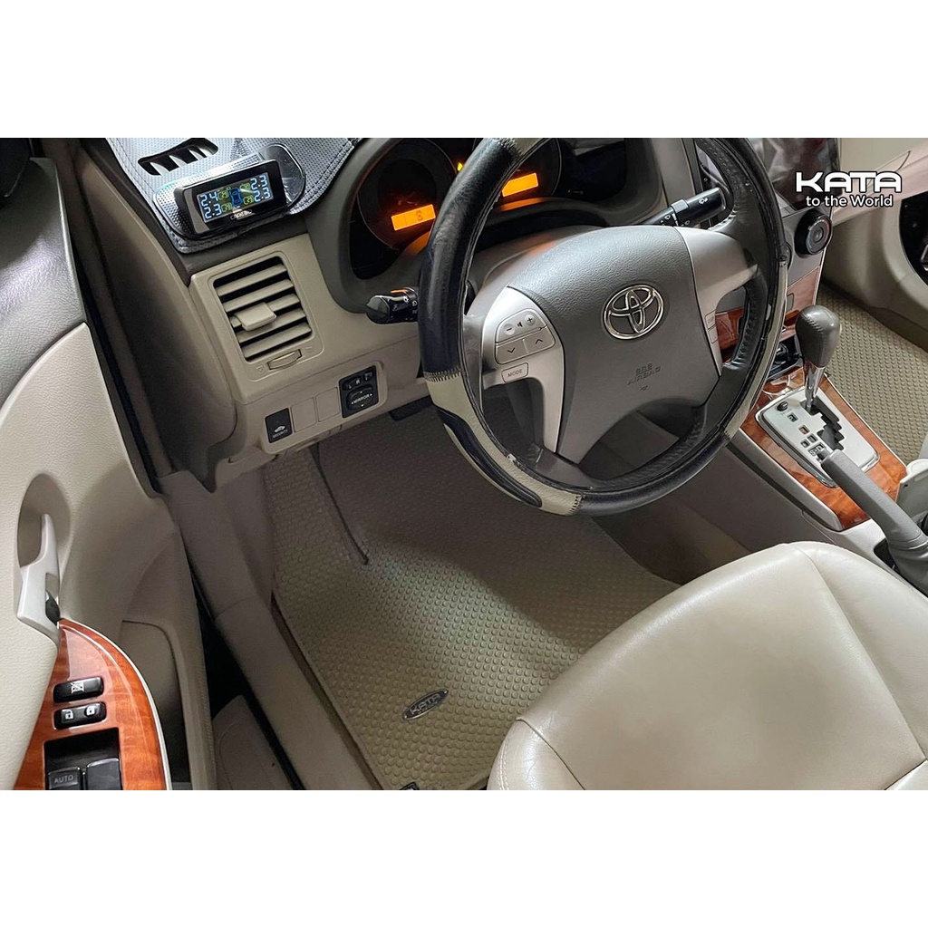 Thảm Lót Sàn Ô Tô KATA Cao Cấp Cho Xe Toyota Altis  - Không mùi, Không ẩm mốc, Dễ dàng vệ sinh
