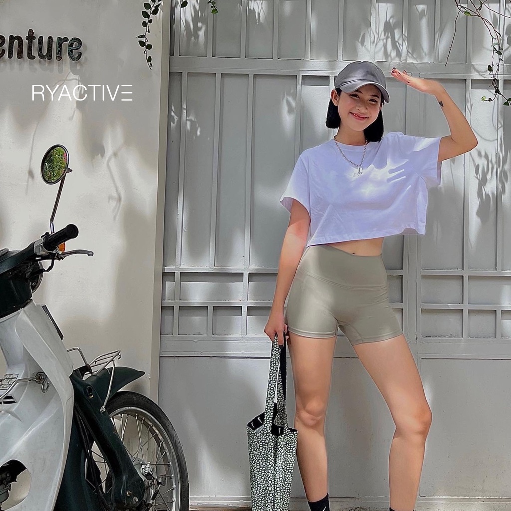 Áo thun croptop freesize RYACTIVE - COMFY CROPTOP White