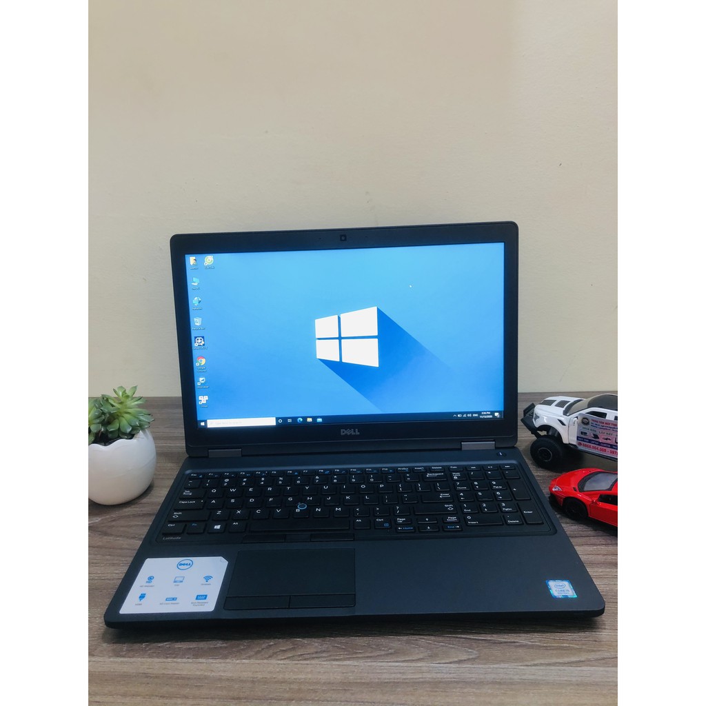Laptop Dell Latitude 5590/CPU Intel Core i5-8250U/RAM 8GB/SSD 256GB/15.6 inch FullHD