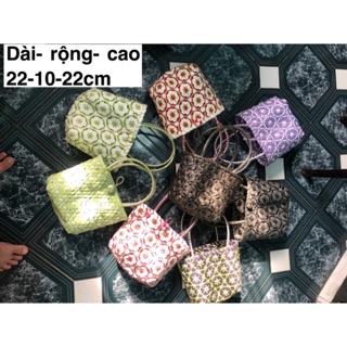 Giỏ đan dây nhựa