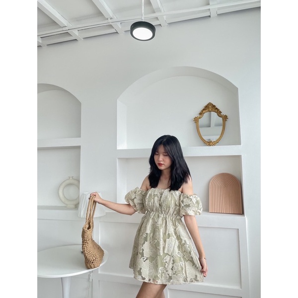 Áo trễ vai ren💕