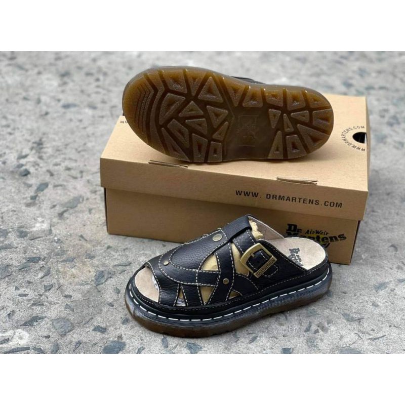 Dép Dr Martens 2016(khuyến mãi đặc biệt mua 1 được 2)
