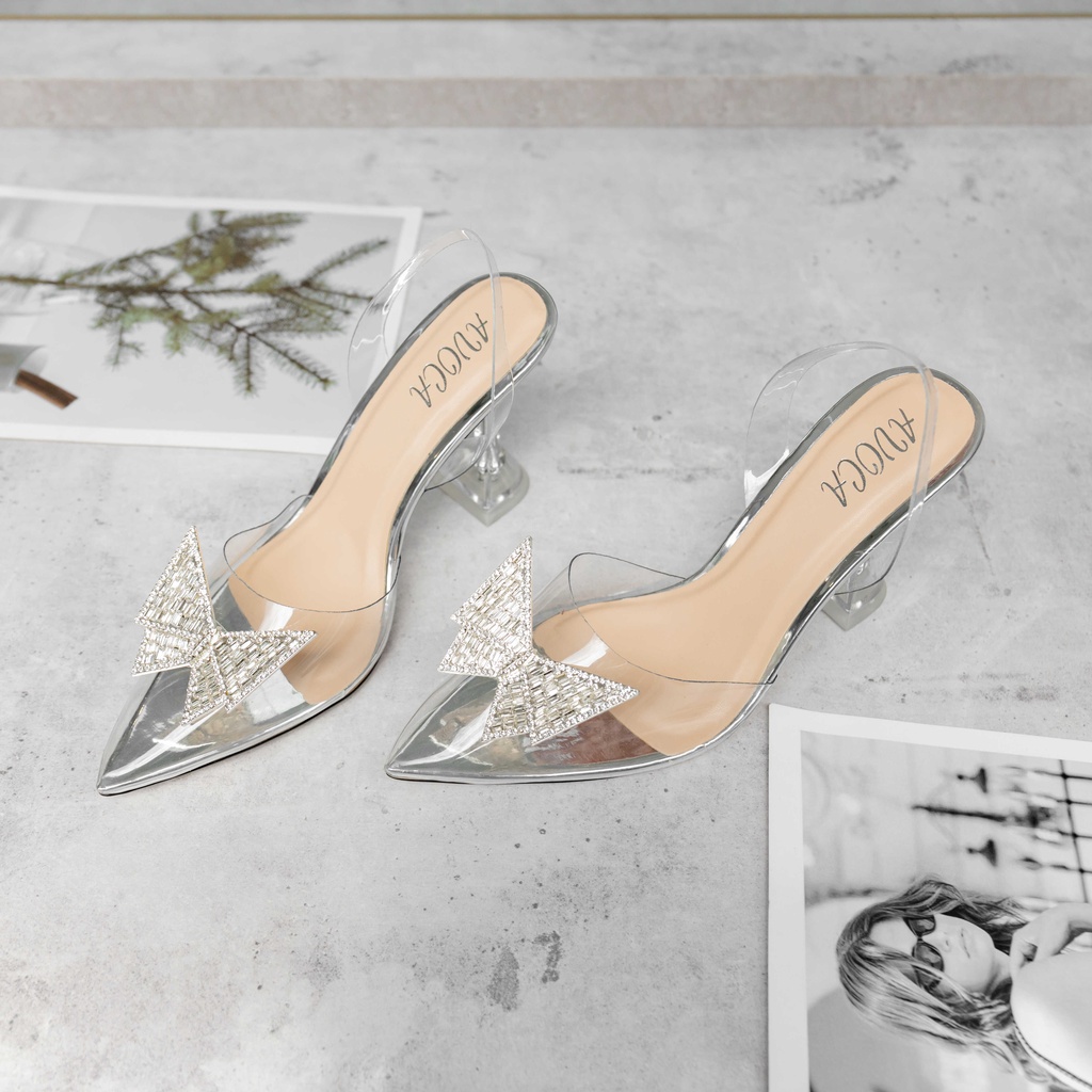 Giày cao gót màu bạc đáng yêu mũi nhọn đính bướm lấp lánh A10