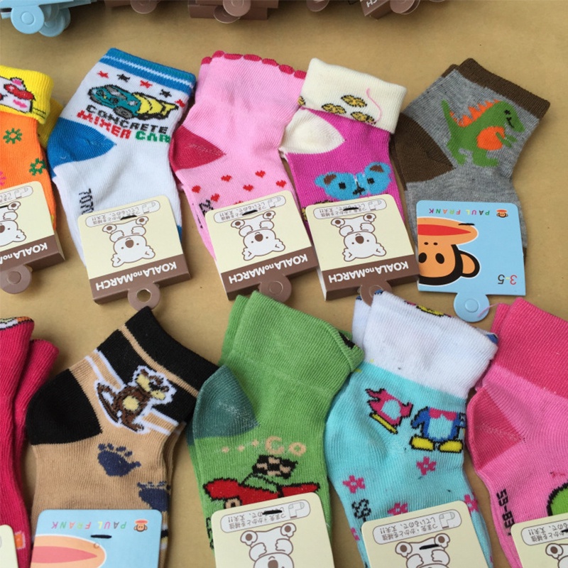 Vớ cho trẻ em chất liệu cotton kiểu Nhật Hàn thích hợp mùa đông mùa thu AKKU chống trượt