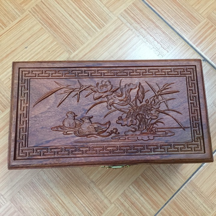 Hộp đựng trang sức gỗ hương trạm khắc hoa văn MÃ ĐÁO THÀNH CÔNG