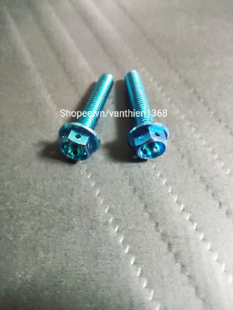 Ốc Titan 8li4 Gắn Treo Pô Gác Chân Sau Malay WINNER X