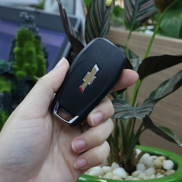 Vỏ chìa khóa Chervolet Cruze Colorado 3 nút