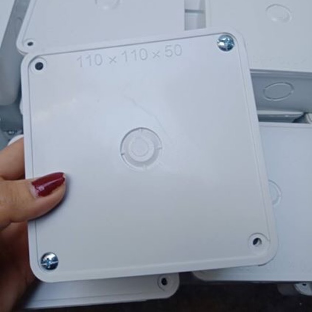 Box nhựa chống cháy 11*11