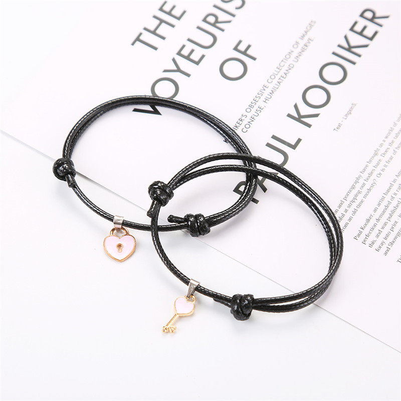 Set 2 Vòng Tay Bện Dây Gắn Mặt Kim Loại Chữ Love Thời Trang Cho Cặp Đôi