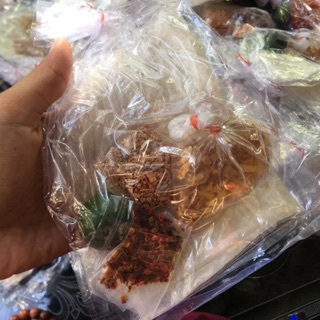 Bánh tráng phơi sương sốt tỏi tắc