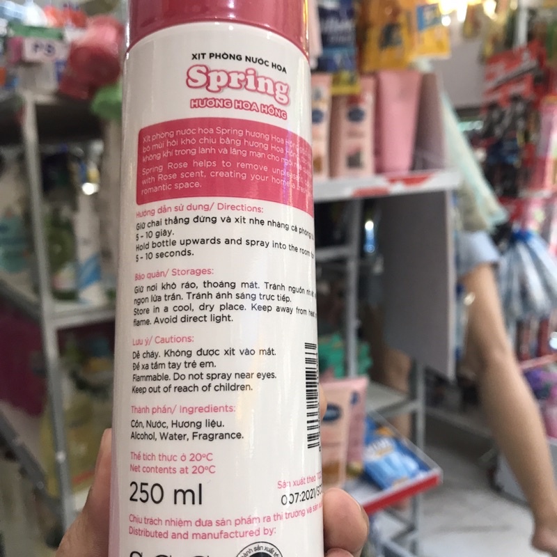 Nước xịt phòng Spring Hương Hoa Hồng 225ml