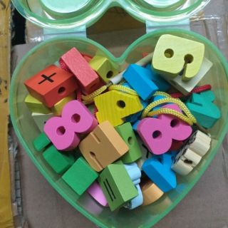 Đồ chơi xâu hạt gỗ hình trái tim