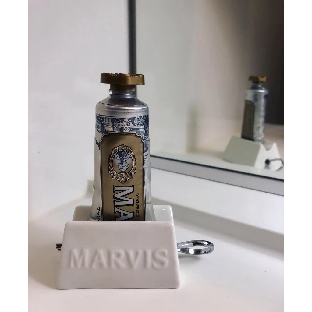 Kem Đánh Răng Marvis Limited Edition Royal 75ml