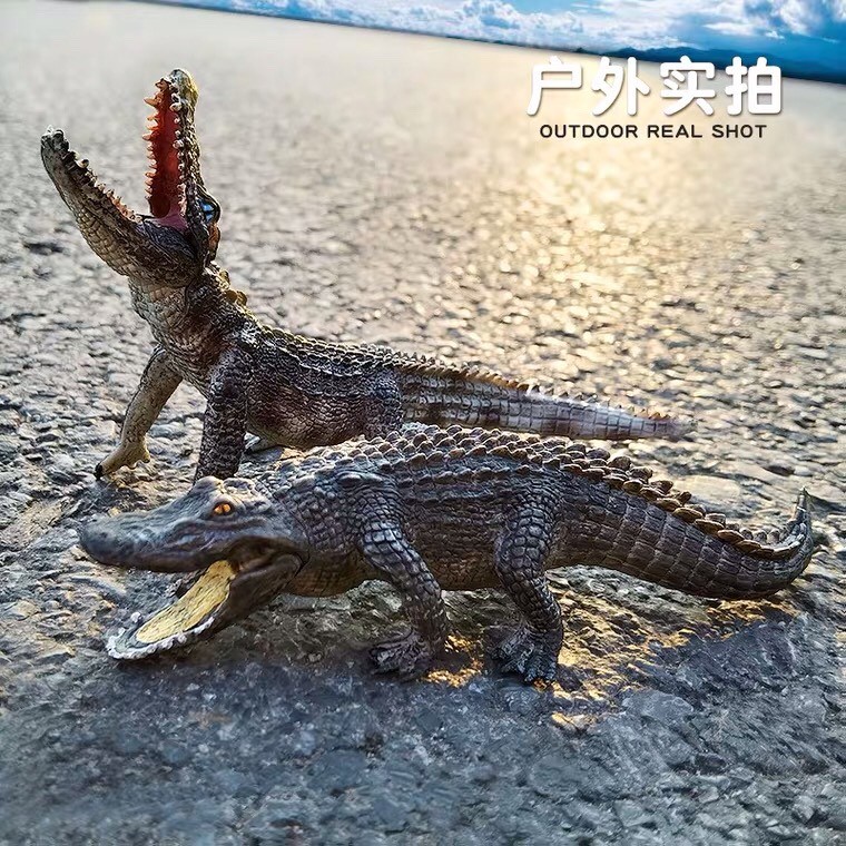Mô hình đồ chơi GOROCK họa tiết cá sấu thú vị cho bé