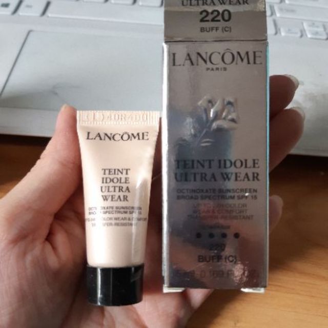 Kem nền Lancome Teint Idole Ultra Wear spf 15 mini 5ml