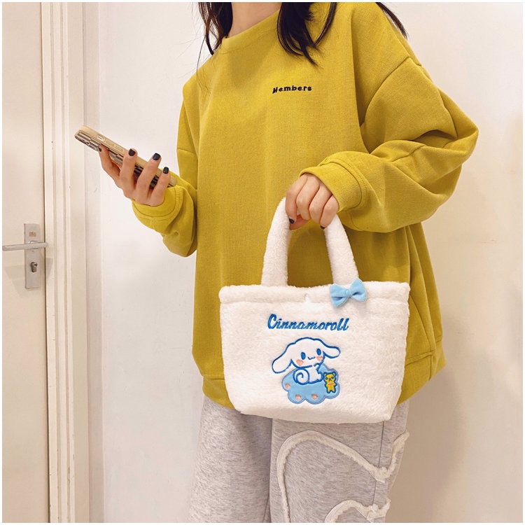Túi cầm tay mini họa tiết hoạt hình dễ thương cute, hình gấu dâu chó cinnamon