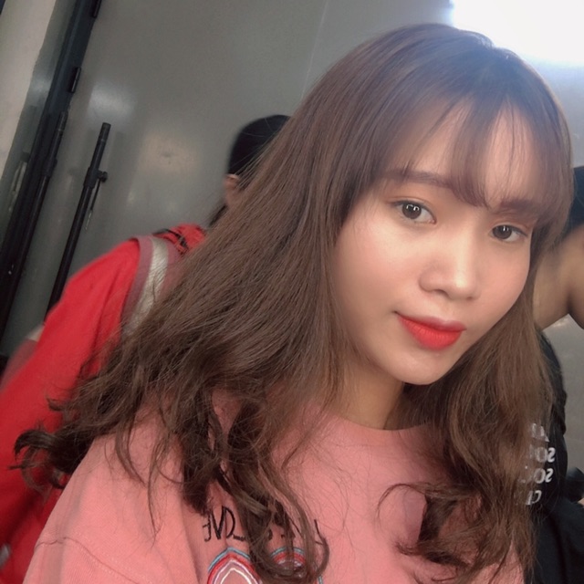 TRANG TÚI XÁCH
