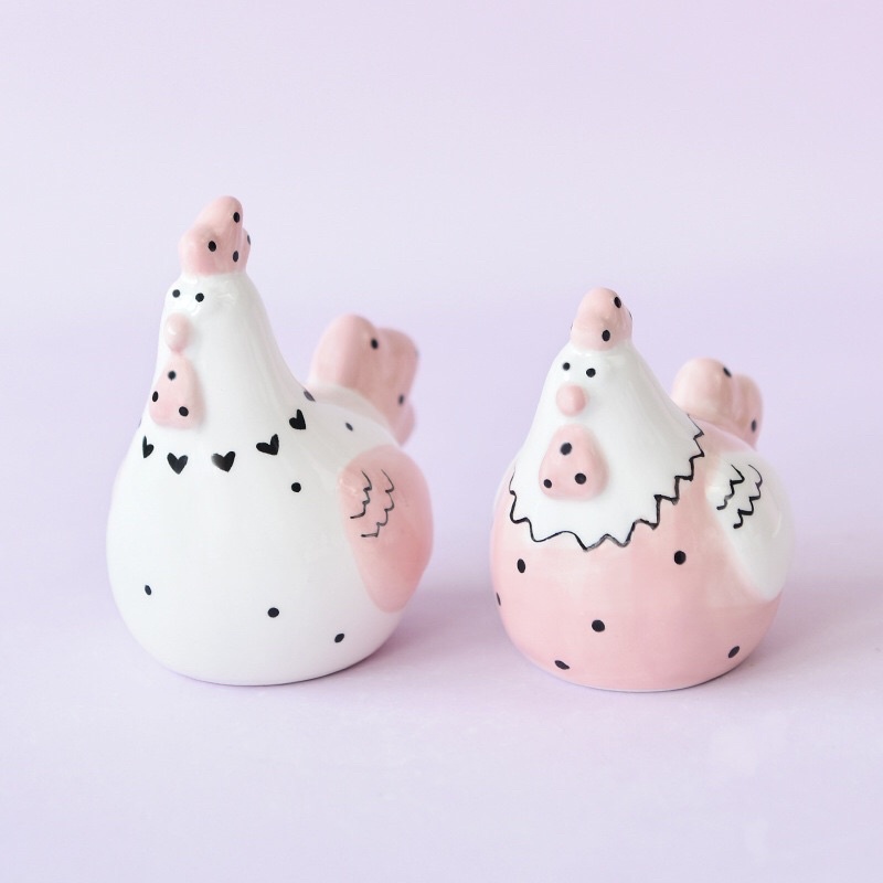 Set 2 lọ tiêu + muối gà hồng bằng sứ