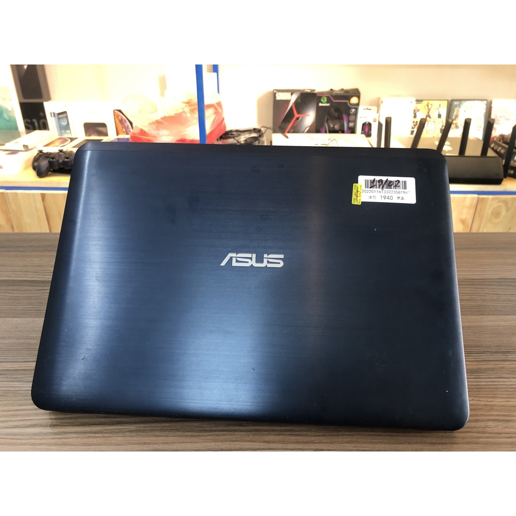 Laptop chơi game giá rẻ Asus I5 7th/ Ram 8GB/SSD 256GB có VGA rời 14 - 15,6 inch