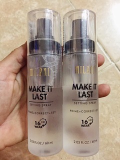 Xịt khoá nền Milani