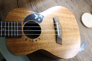 MIẾNG CHỐNG XƯỚC CHO ĐÀN UKULELE