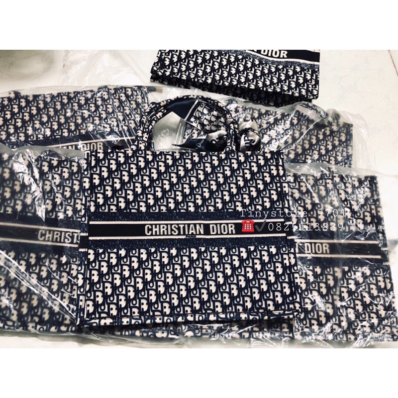 Túi Xách Nữ Công Sở, Giỏ xách họa tiết thổ cẩm kèm khăn size 36, Túi đeo vai đi du lịch sang trọng giá cực rẻ M13