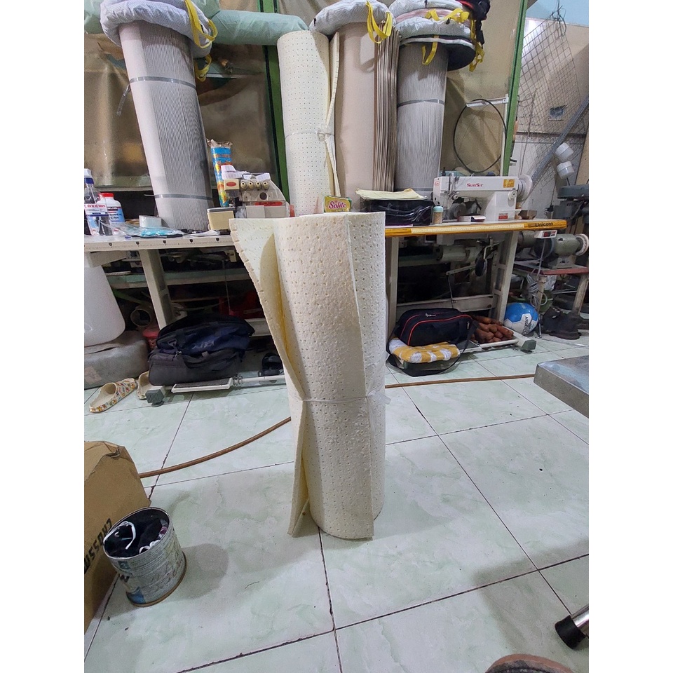 Mút lót bàn ủi có đục lỗ sẵn khổ 80x150cm