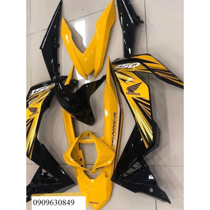 BỘ DÀN ÁO MÀU, BỘ DÀN NHỰA MÀU WINNER V1 ĐỜI 2016 ĐẾN 2018 ZIN HÃNG