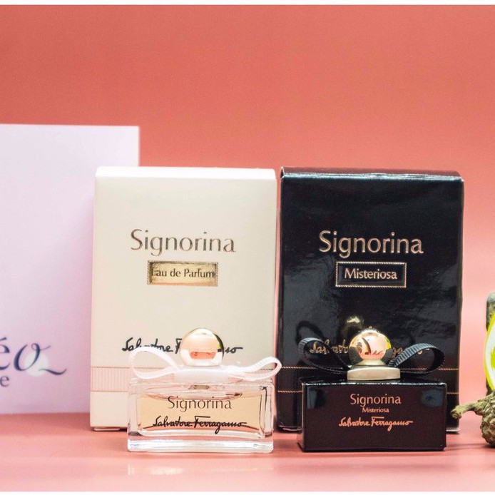 Nước hoa nữ mini Signorina (5ml)