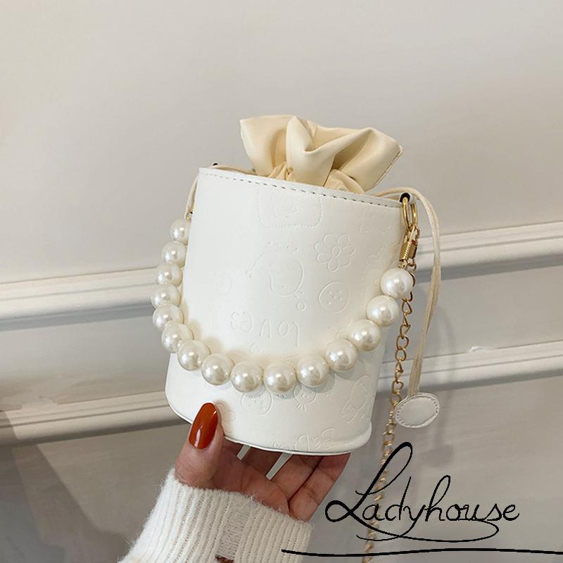 Túi Đeo Vai Dây Rút Họa Tiết Dập Nổi Màu Trắng Phong Cách Vintage Thời Trang Cho Nữ