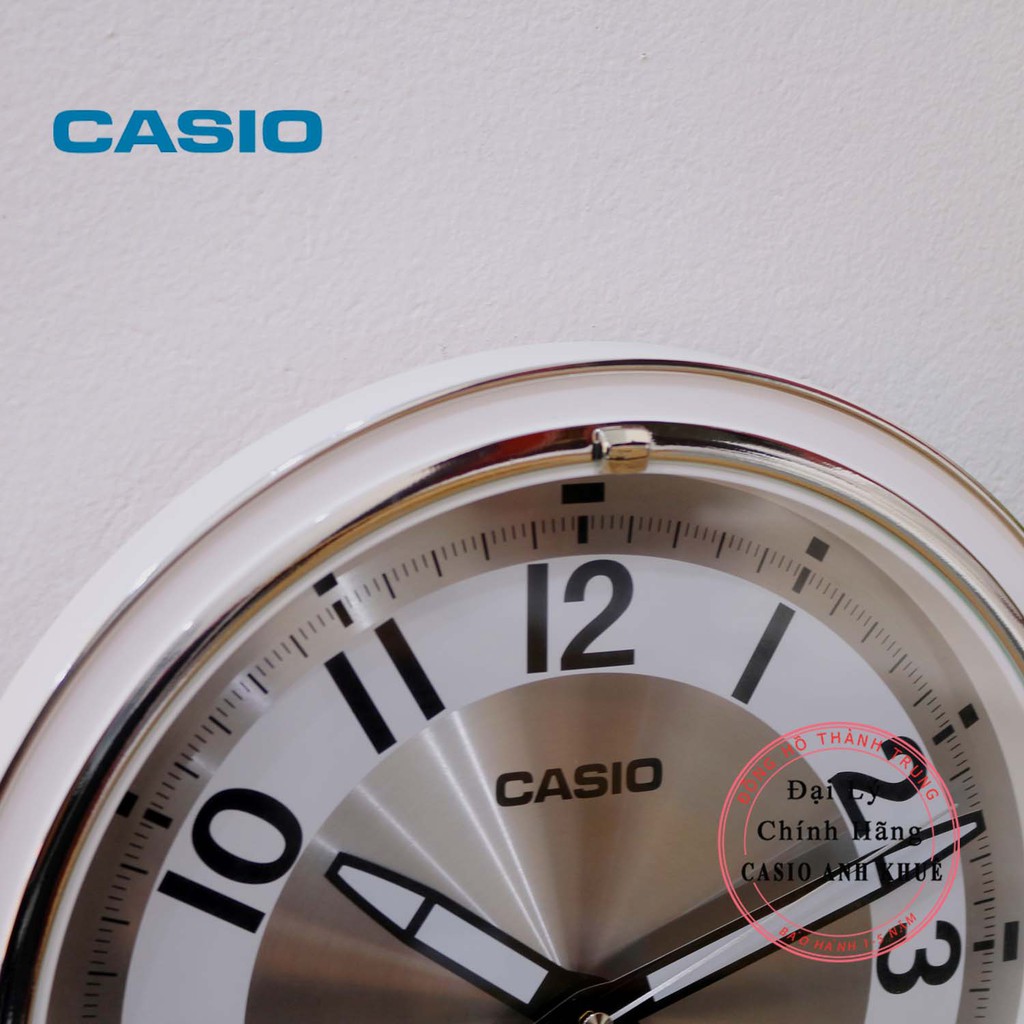 Đồng hồ treo tường Casio IQ-61-8DF màu bạc