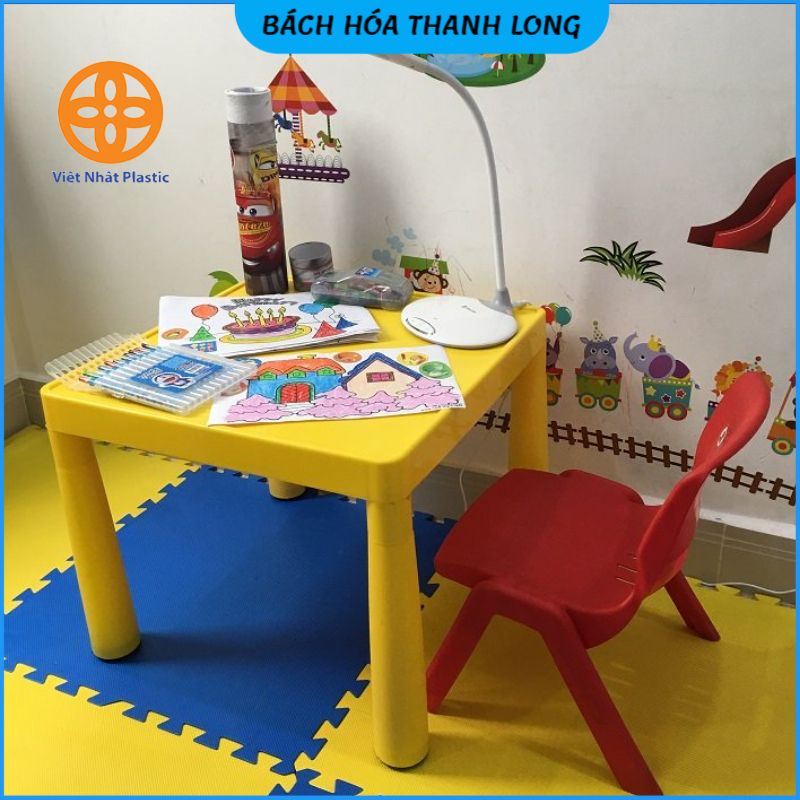 Bộ Bàn Ghế Học Sinh Việt Nhật (1 bàn+2 ghế)