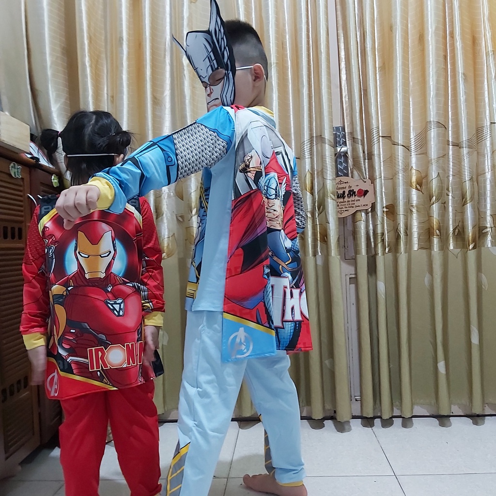 Quần áo người sắt dài tay