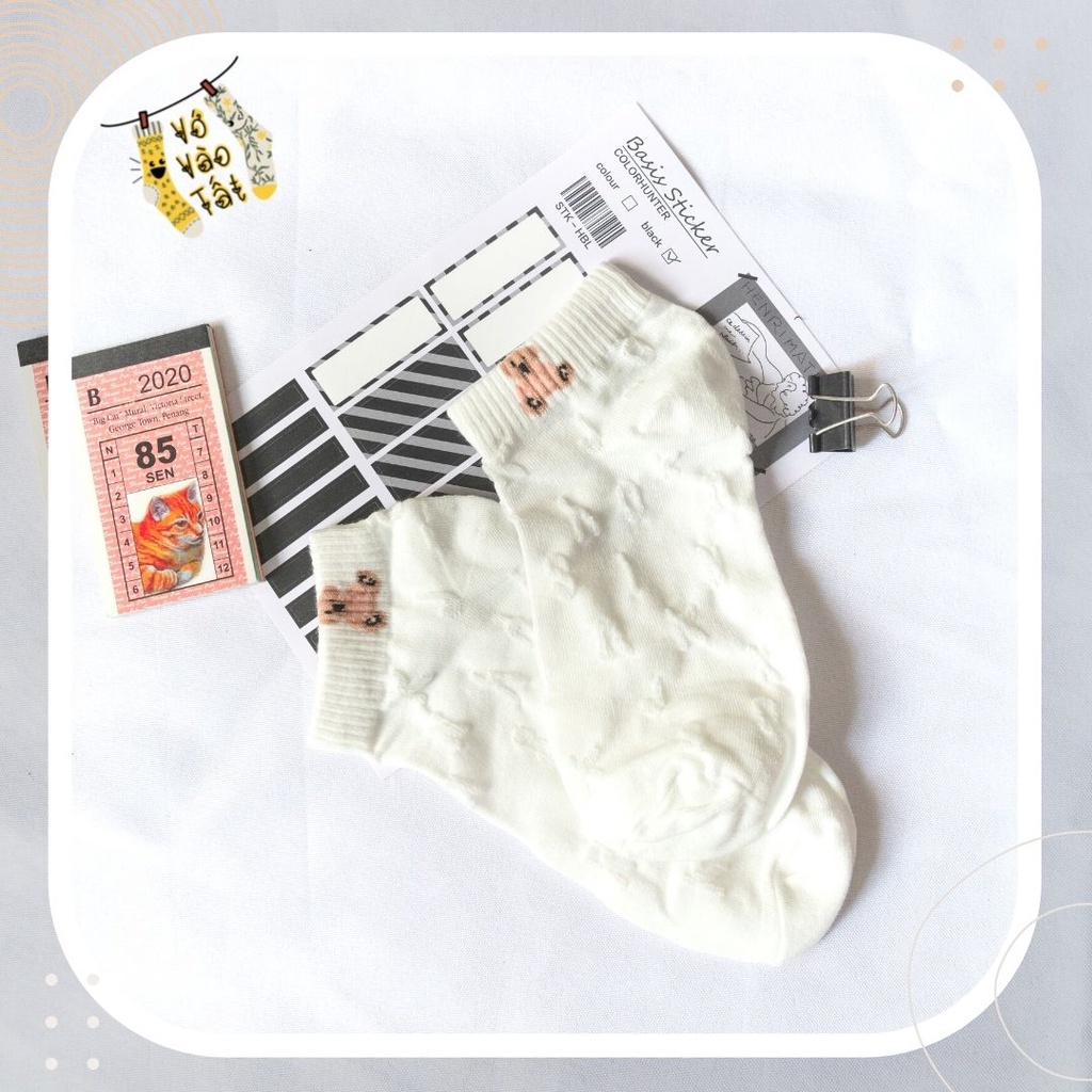 TẤT VỚ NỮ CỔ NGẮN HỌA TIẾT GÂN NỔI TRẮNG KEM