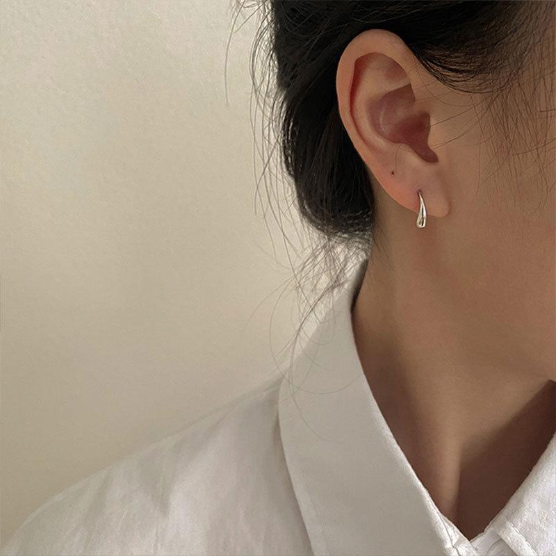 Bông tai trù tượng hiện đại chuôi bạc 925 cao cấp - Mely D133