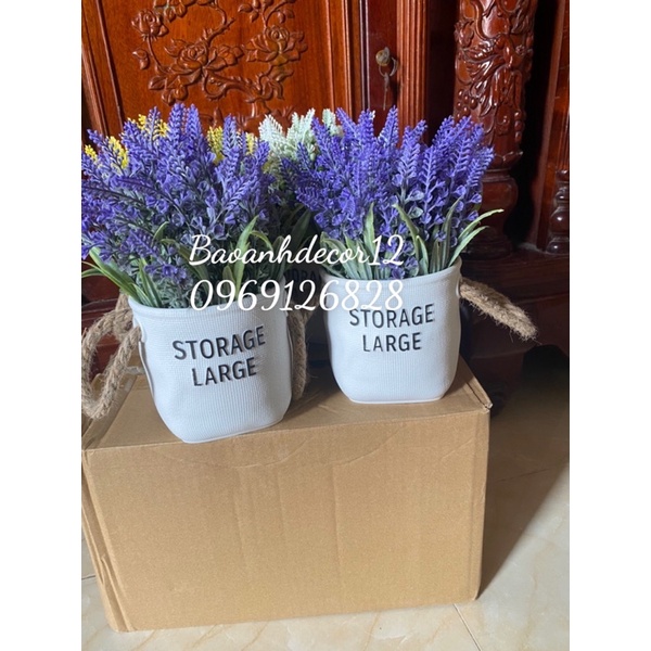Chậu hoa để bàn -hoa nhí phong cách vintage sản phbao gồm chậu đã cắm sẵn hoa như hình , có thắt nơ dây thừng siêu yêu